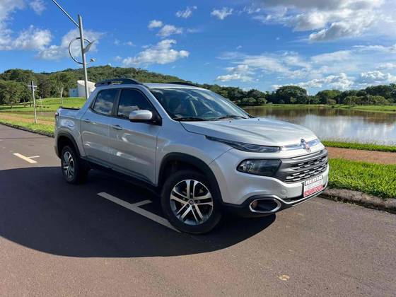 FIAT TORO 2.0 16V TURBO DIESEL FREEDOM 4WD AT9 FIAT TORO 2.0 16V TURBO DIESEL FREEDOM 4WD AT9
